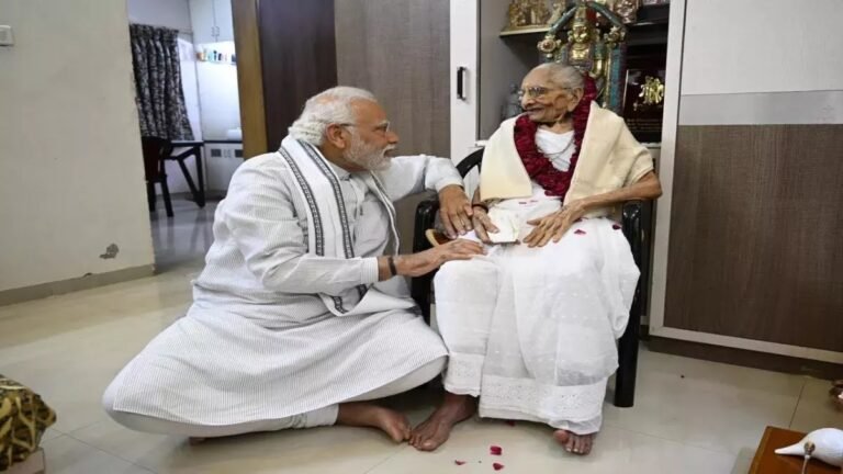 30_12_2022-pm_modi_maa_23276873