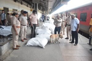 स्वतंत्रता दिवस को लेकर कमिश्नरेट पुलिस ने चलाया विशेष सुरक्षा अभियान 8 IMG 20240809 WA0913