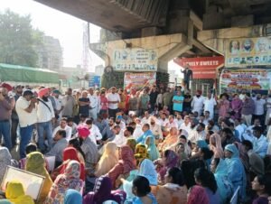 विधायक बावा हेनरी की तरफ से लंबा पिंड चौक पर कांग्रेस का विशाल धरना 8 IMG 20260929 WA0169